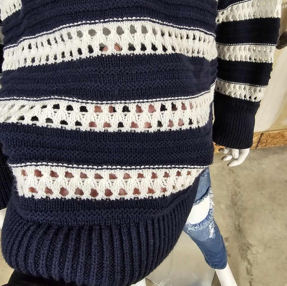 Ava & Viv Crew Neck Open Crochet Striped Long Sleeve Sweater Size 2X - Picture 6 of 11